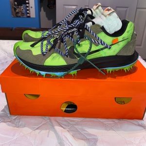 OFF-WHITE Nike Zoom Terra Kiger 5